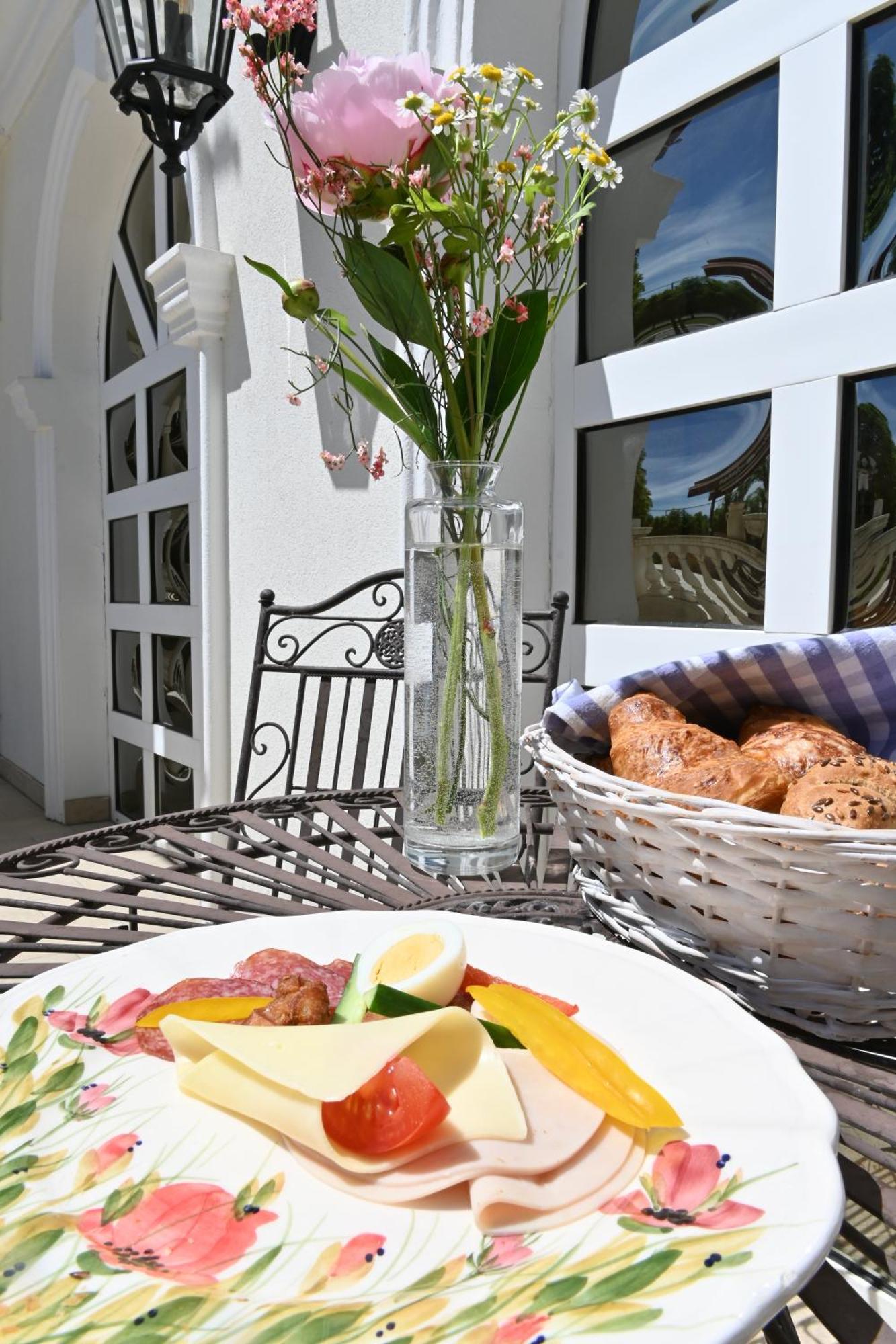 Bed & Breakfast Székely Kúria 2*
